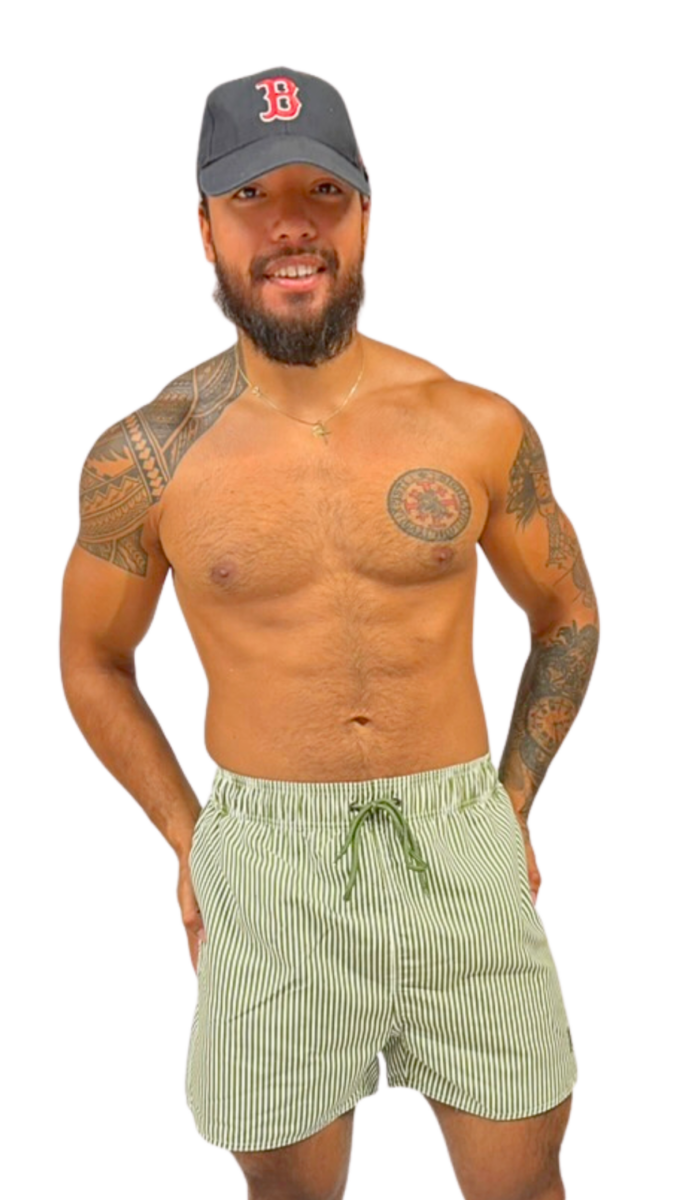 Short de bain homme vert kaki à fines rayures – maillot de bain homme élégant et tendance été – Image 2
