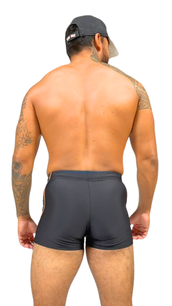 Shorty de bain homme avec bandes contrastées – maillot de bain homme moderne et confortable – Image 2